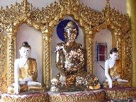 Ogromna većina Mianmaraca su budisti