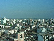 Pogled na Yangon iz naše hotelske sobe
